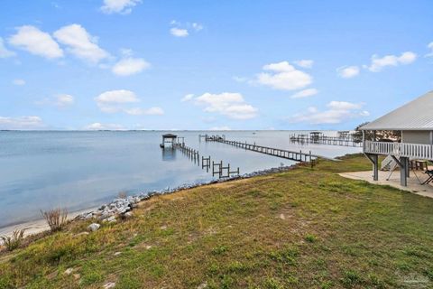 A home in Gulf Breeze