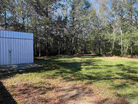 A home in Atmore