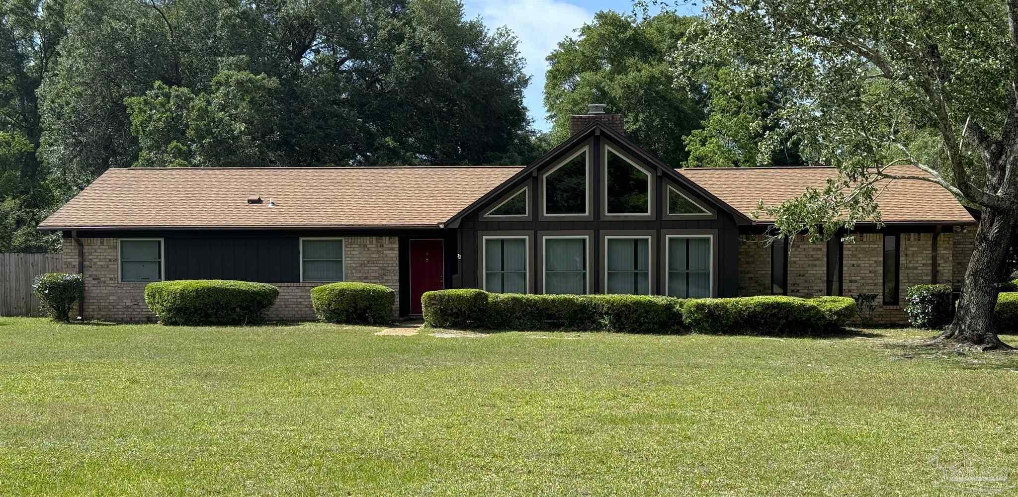 View Pace, FL 32571 house