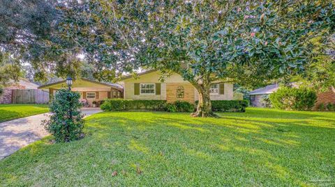 A home in Gulf Breeze