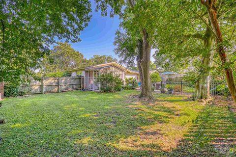 A home in Gulf Breeze