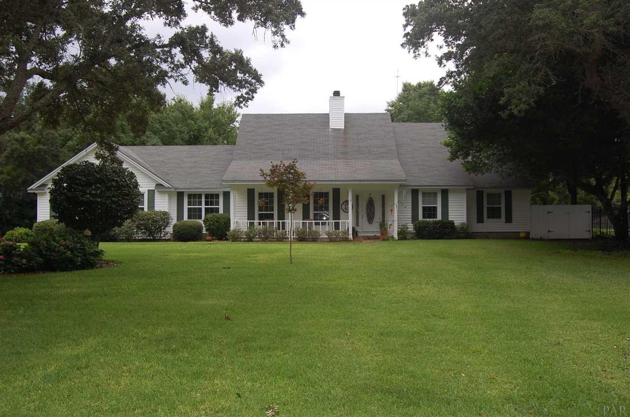 Photo 1 of 43 — 511 Dracena Way, Gulf Breeze, FL 32561