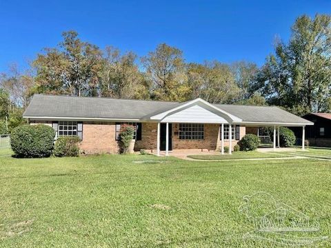 A home in Atmore