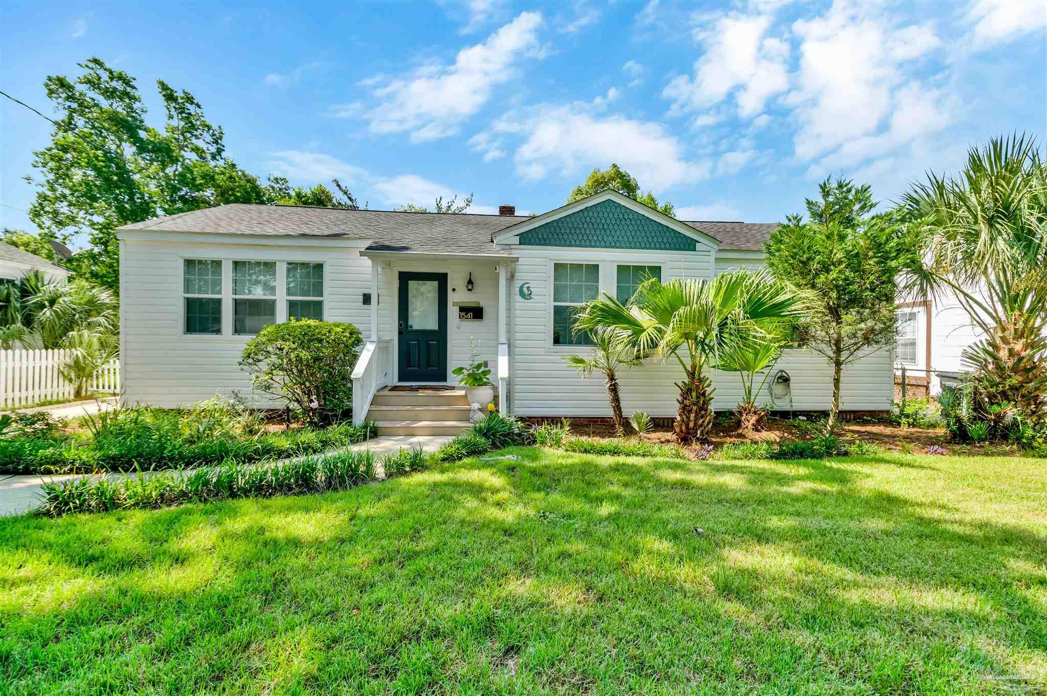 Photo 1 of 47 — 1541 E Jordan St, Pensacola, FL 32503