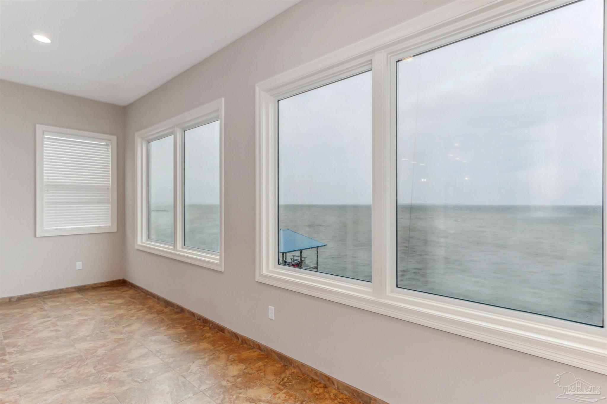 Pensacola, Florida 32507, United States, 3 Bedrooms Bedrooms, ,4 BathroomsBathrooms,Residential,Active,206041