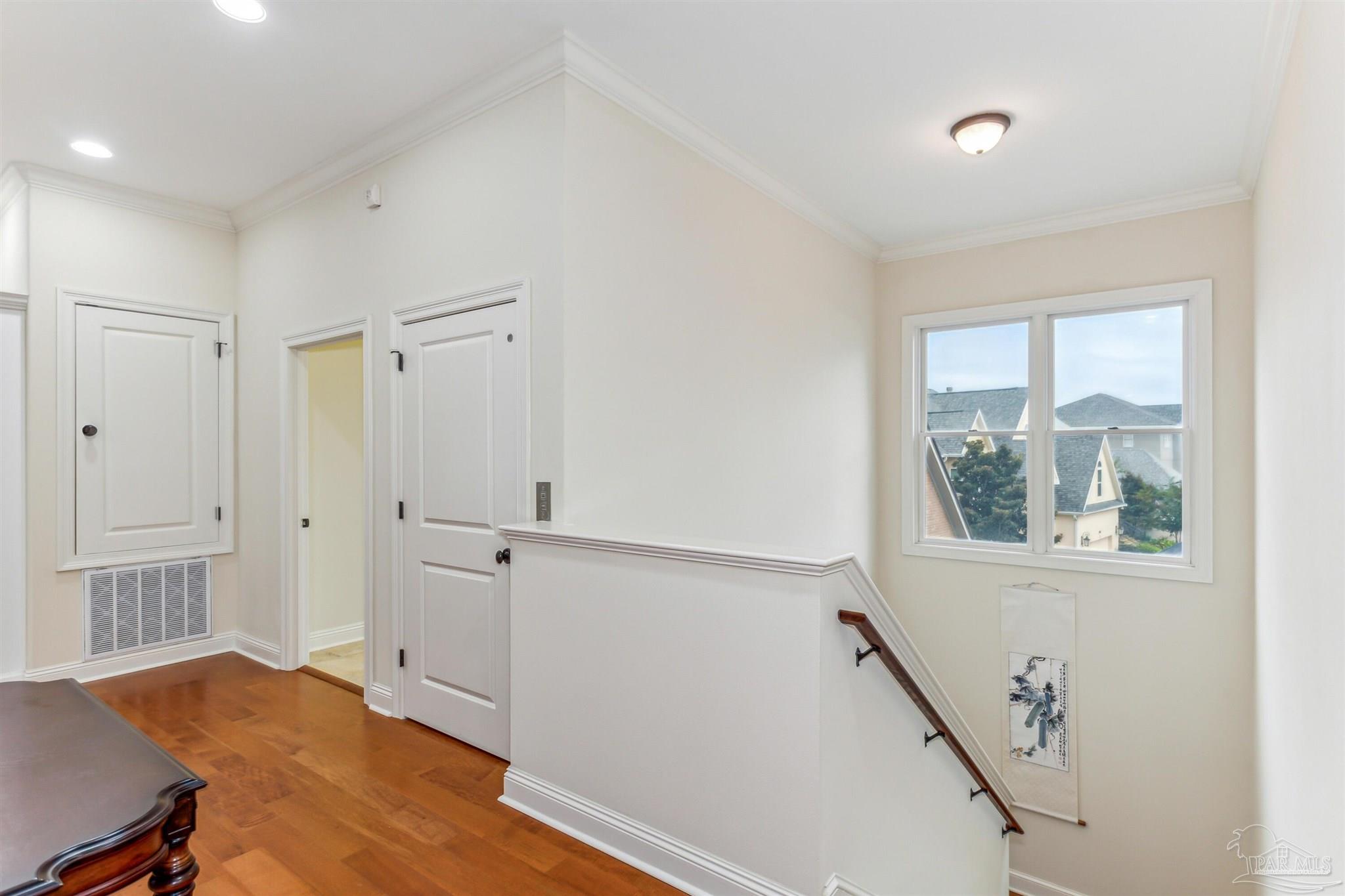 Pensacola, Florida 32507, United States, 3 Bedrooms Bedrooms, ,4 BathroomsBathrooms,Residential,Active,206041