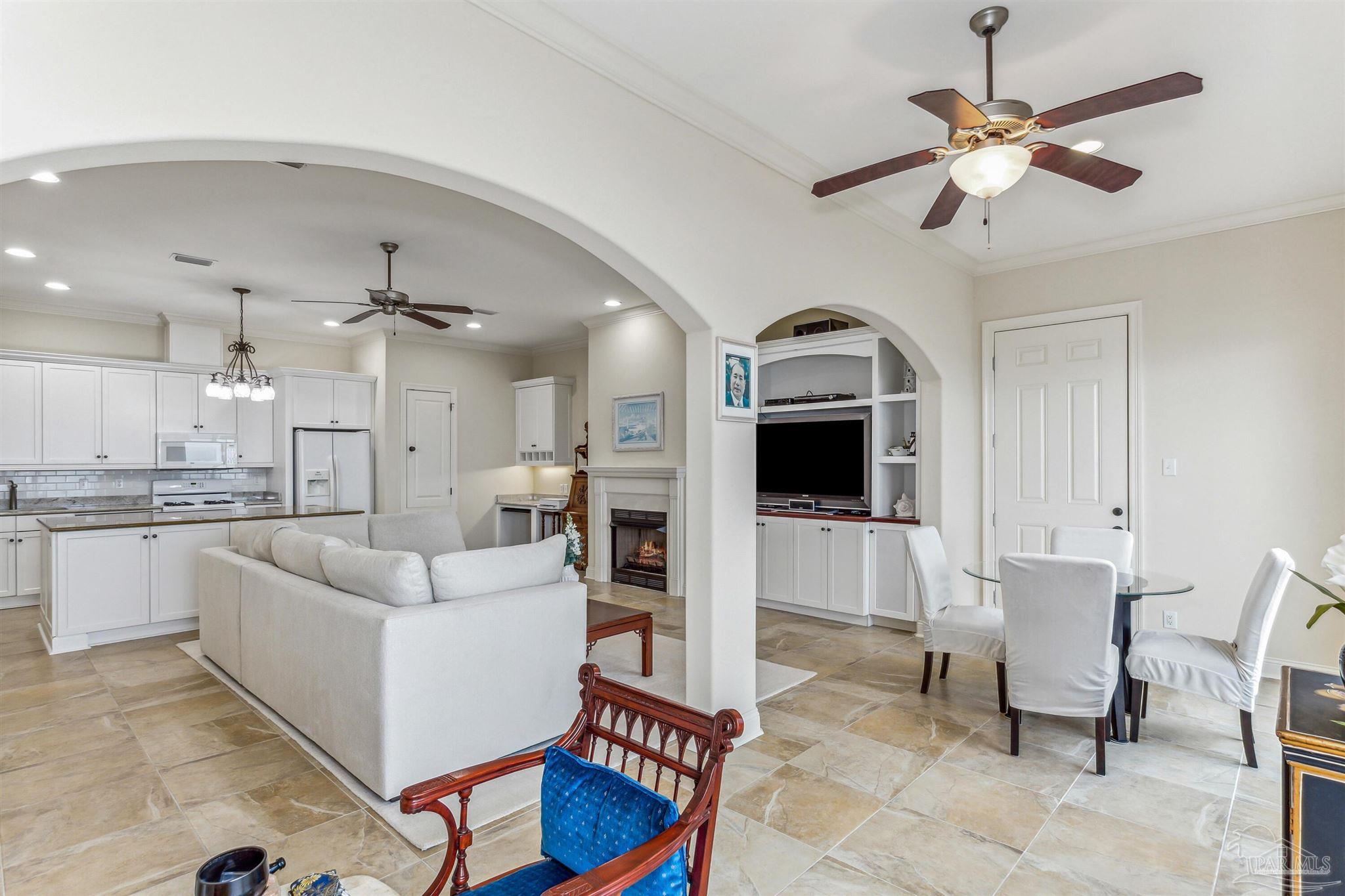 Pensacola, Florida 32507, United States, 3 Bedrooms Bedrooms, ,4 BathroomsBathrooms,Residential,Active,206041