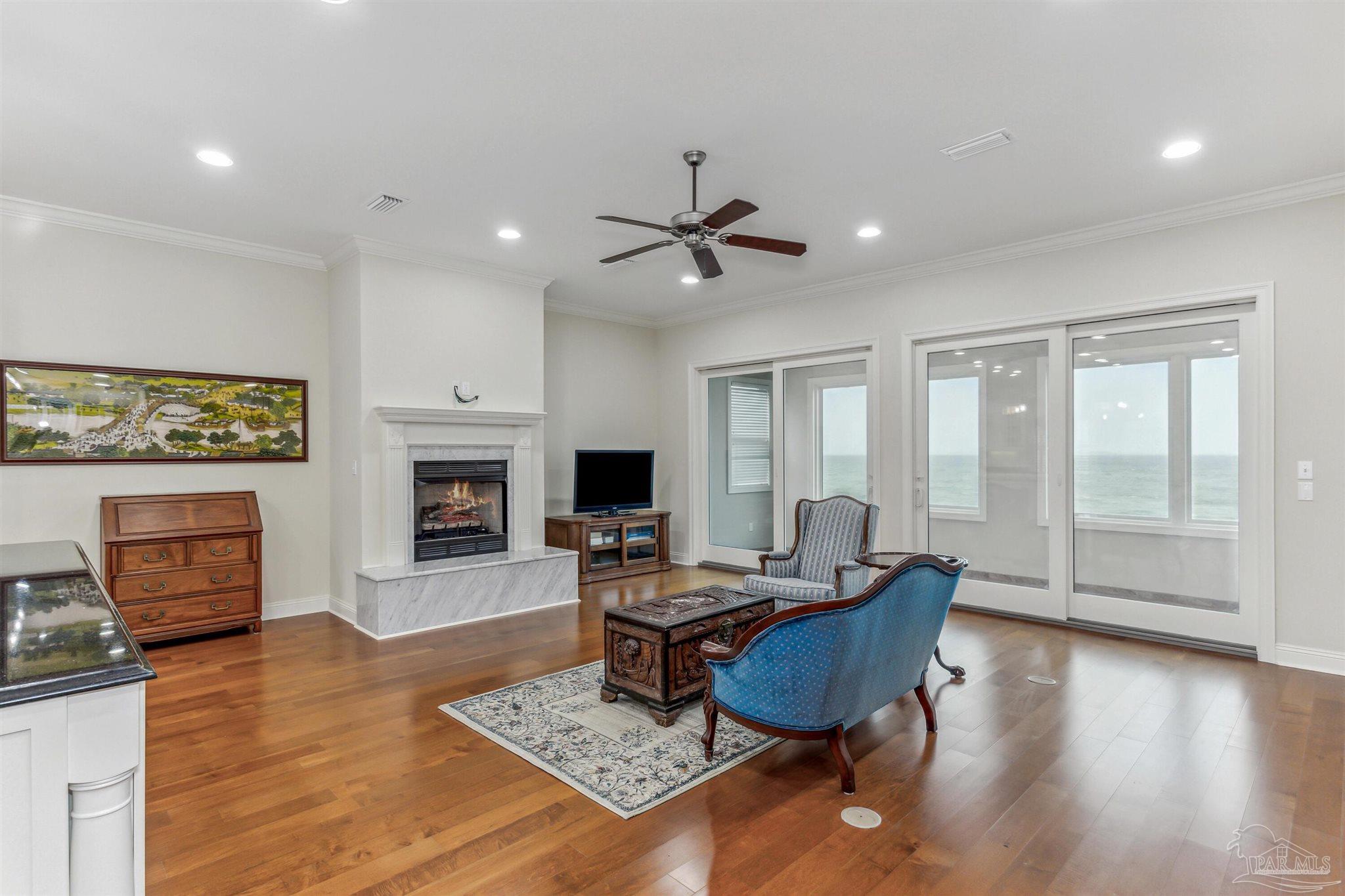 Pensacola, Florida 32507, United States, 3 Bedrooms Bedrooms, ,4 BathroomsBathrooms,Residential,Active,206041