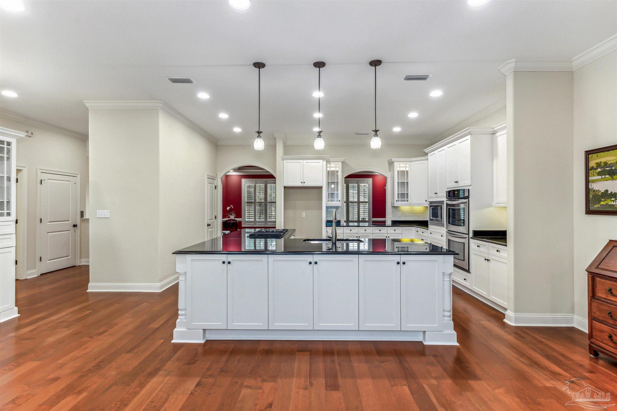 Pensacola, Florida 32507, United States, 3 Bedrooms Bedrooms, ,4 BathroomsBathrooms,Residential,Active,206041