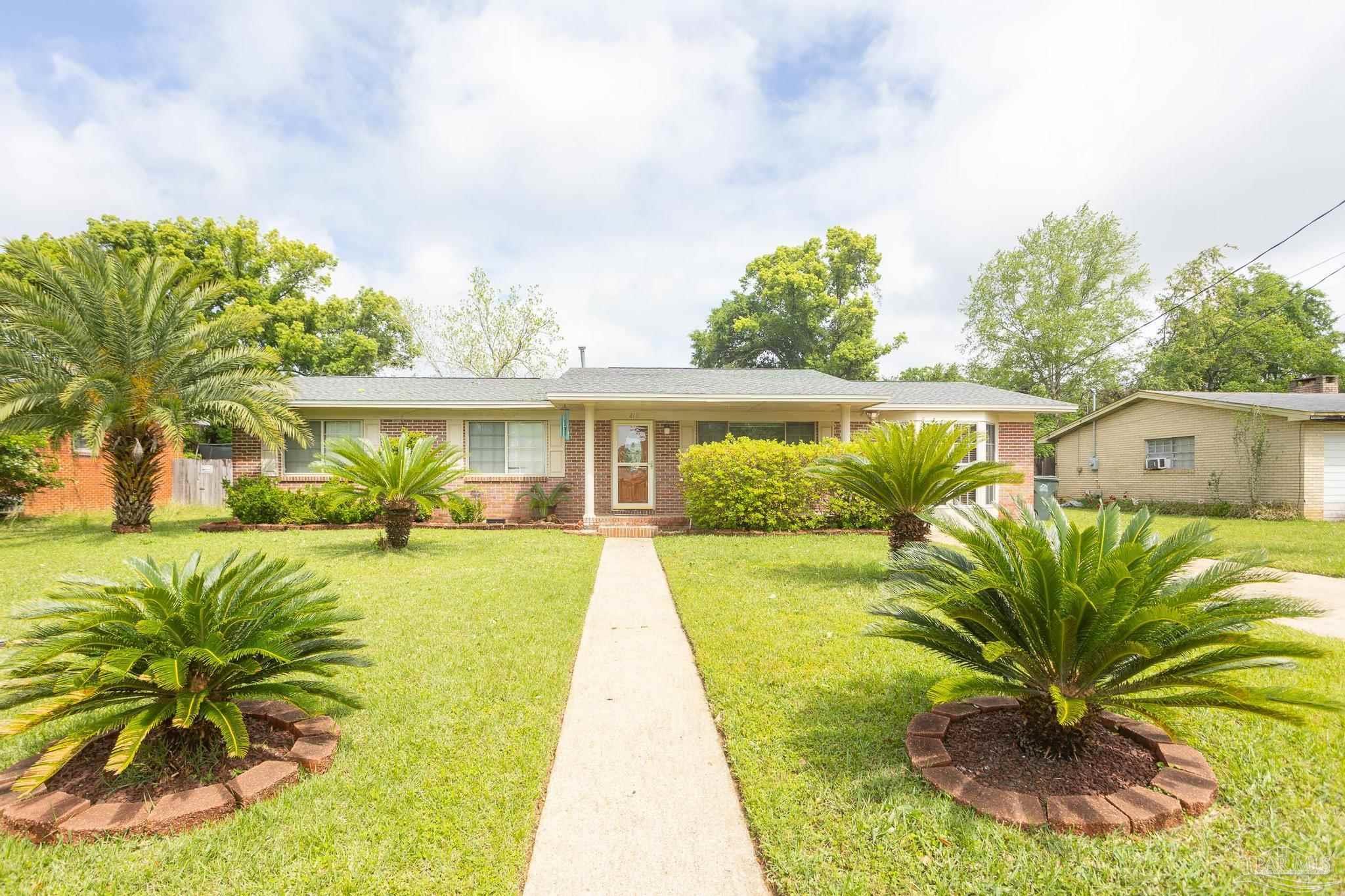 Photo 1 of 36 — 218 Saint Barnabas St, Pensacola, FL 32503