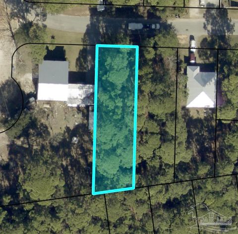 5943 Embassy St Gulf Breeze FL 32563