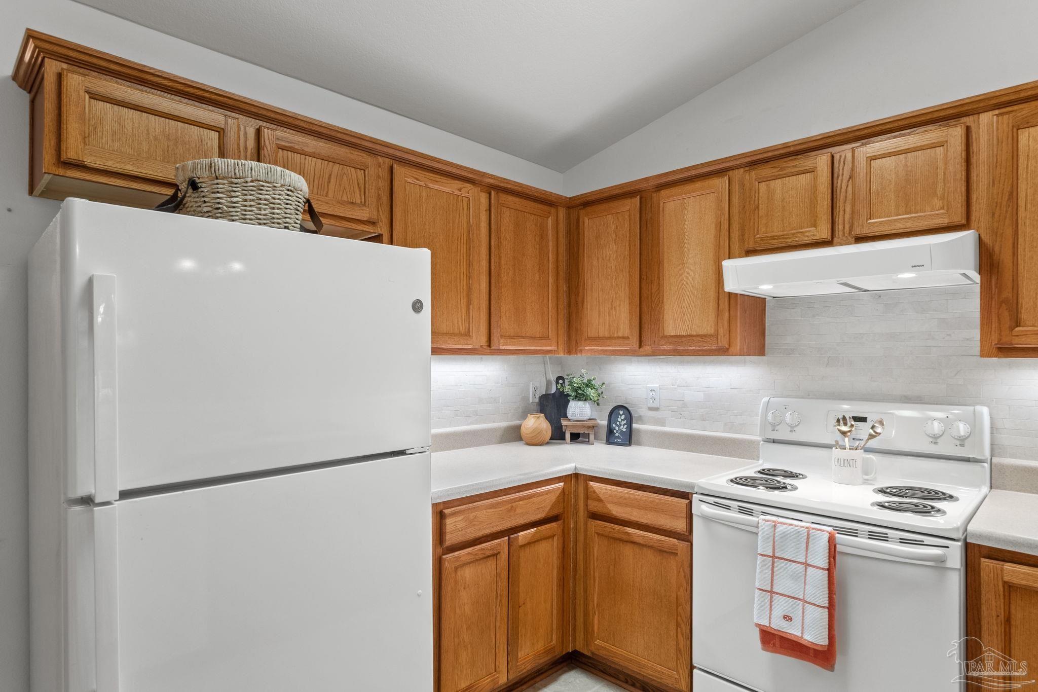 Pensacola, Florida 32534, United States, 2 Bedrooms Bedrooms, ,2 BathroomsBathrooms,Residential,Active,160416