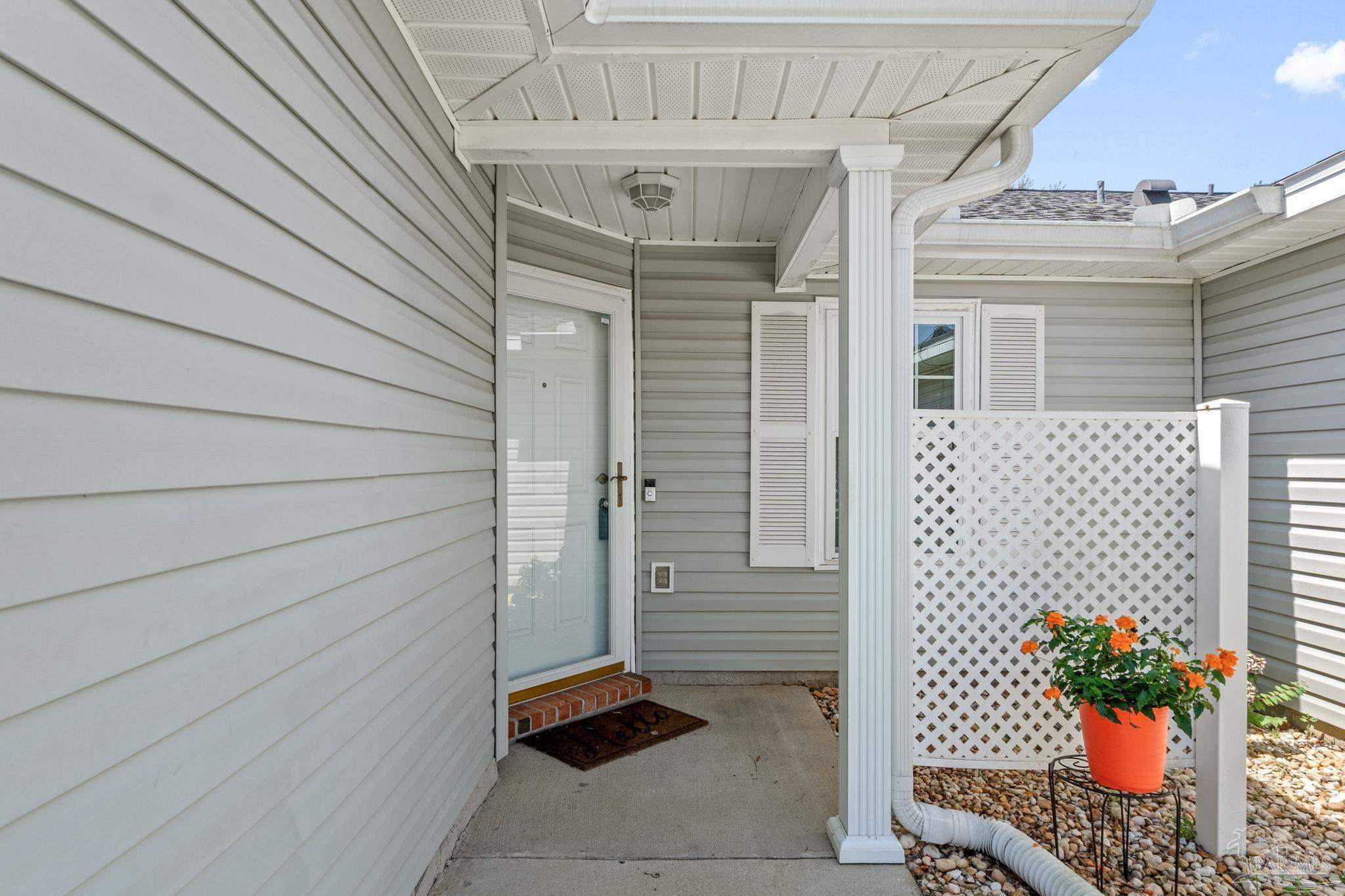 Pensacola, Florida 32534, United States, 2 Bedrooms Bedrooms, ,2 BathroomsBathrooms,Residential,Active,160416