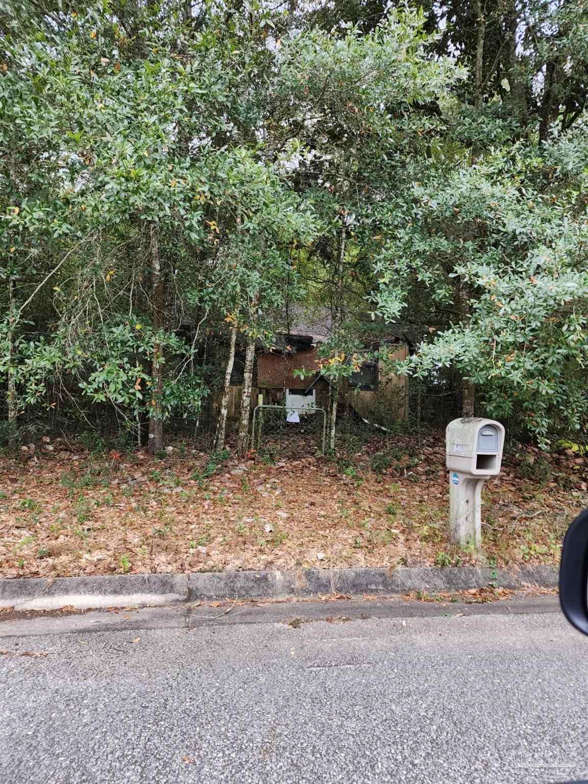 Photo 1 of 1 — 645 Nix Rd, Pensacola, FL 32506