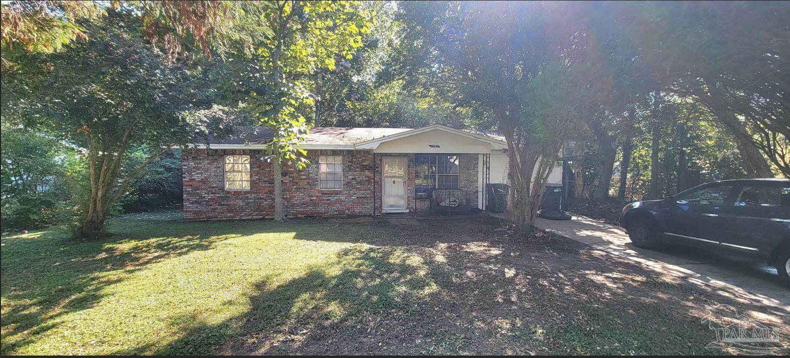 Photo 1 of 1 — 2565 Brooklyn St, Pensacola, FL 32514