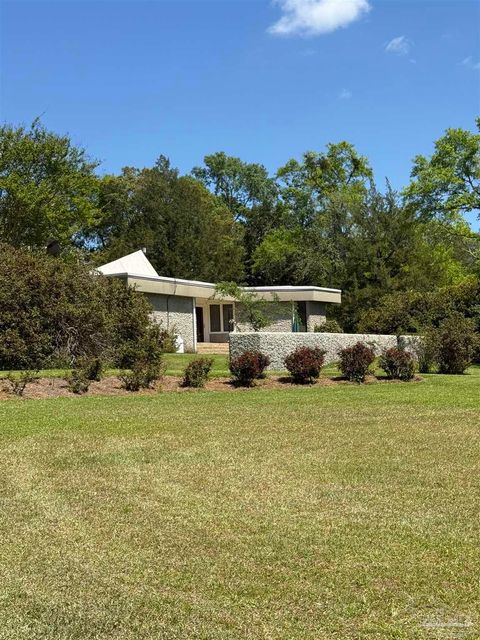 5516 Molino Rd Molino FL 32577