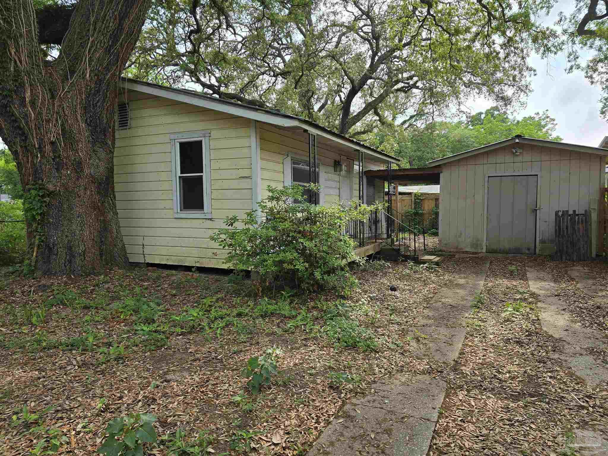 Photo 1 of 9 — 619 1/2 N X St, Pensacola, FL 32505