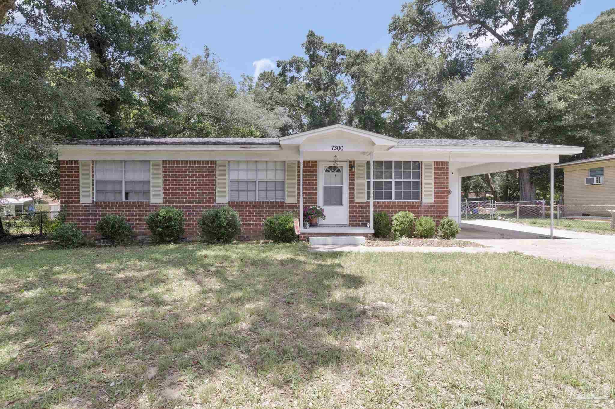 Photo 1 of 35 — 7300 Sachem Rd, Pensacola, FL 32505