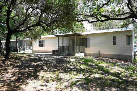 A home in Navarre