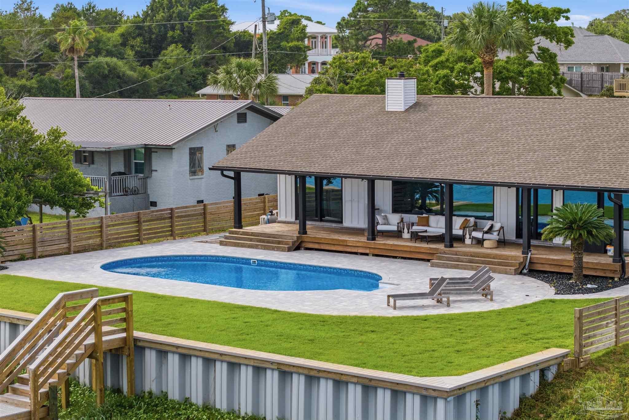 13905 Canal Dr, Pensacola, FL, 32507, USA, 3 Bedrooms Bedrooms, ,2 BathroomsBathrooms,Residential,Active,13905 Canal Dr,683320