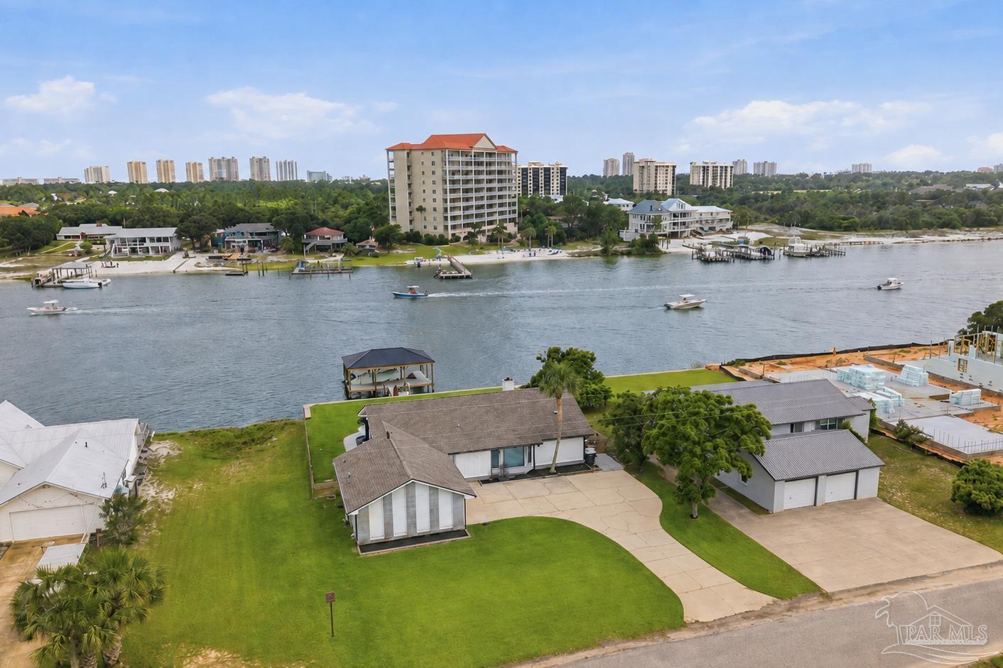 13905 Canal Dr, Pensacola, FL, 32507, USA, 3 Bedrooms Bedrooms, ,2 BathroomsBathrooms,Residential,Active,13905 Canal Dr,683320