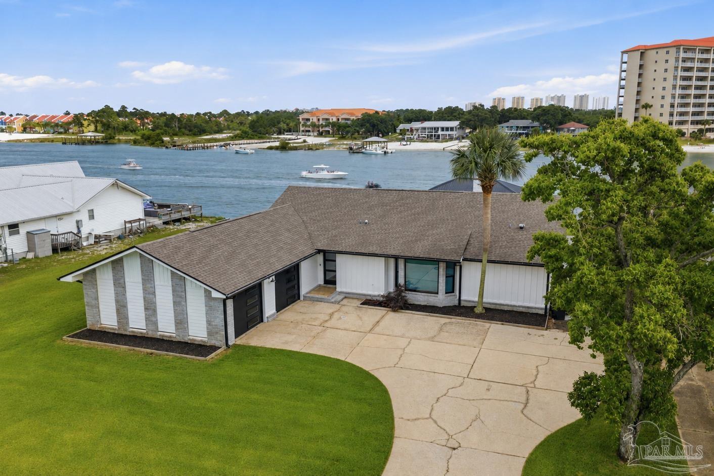 13905 Canal Dr, Pensacola, FL, 32507, USA, 3 Bedrooms Bedrooms, ,2 BathroomsBathrooms,Residential,Active,13905 Canal Dr,683320