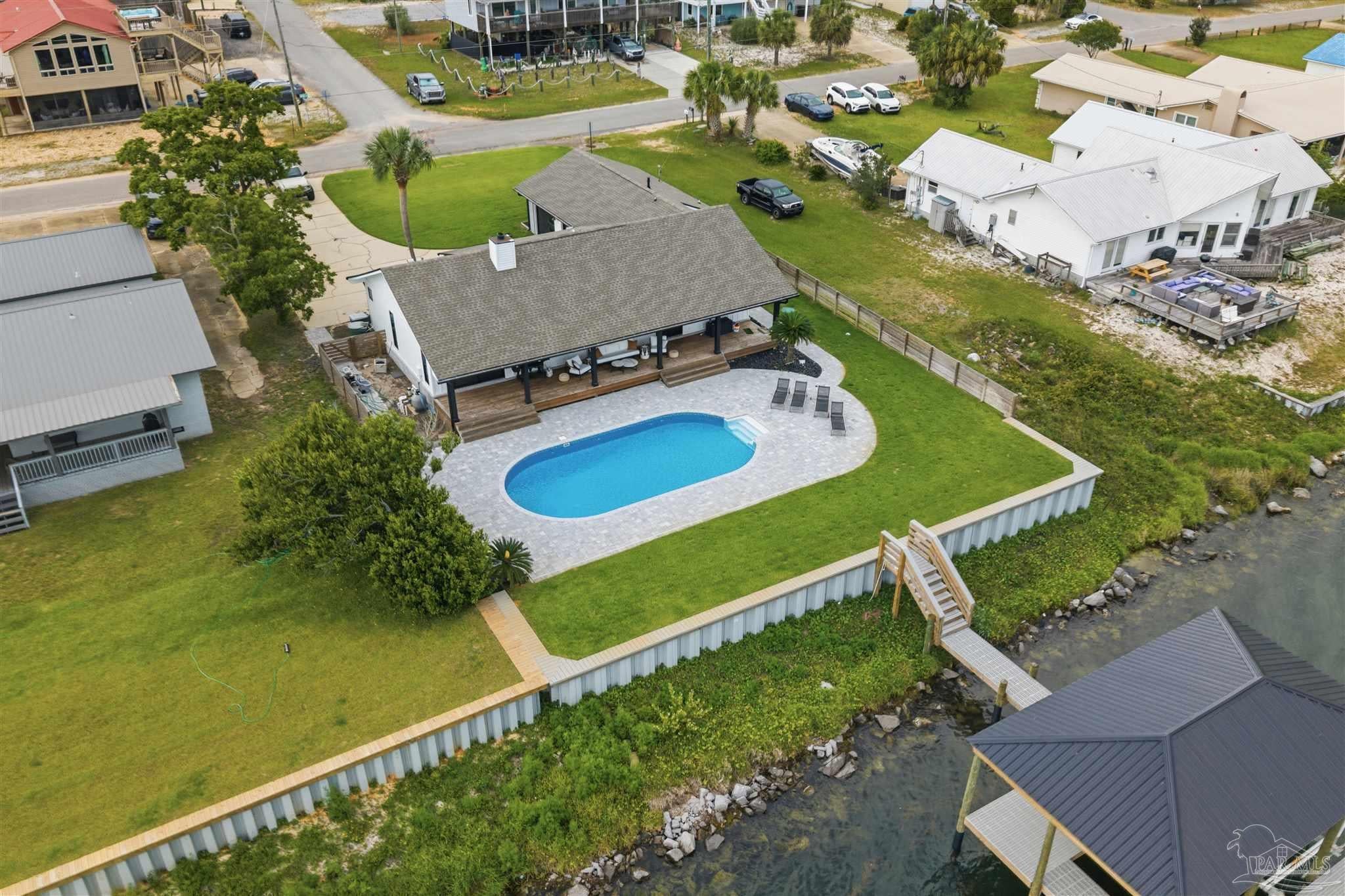 13905 Canal Dr, Pensacola, FL, 32507, USA, 3 Bedrooms Bedrooms, ,2 BathroomsBathrooms,Residential,Active,13905 Canal Dr,683320