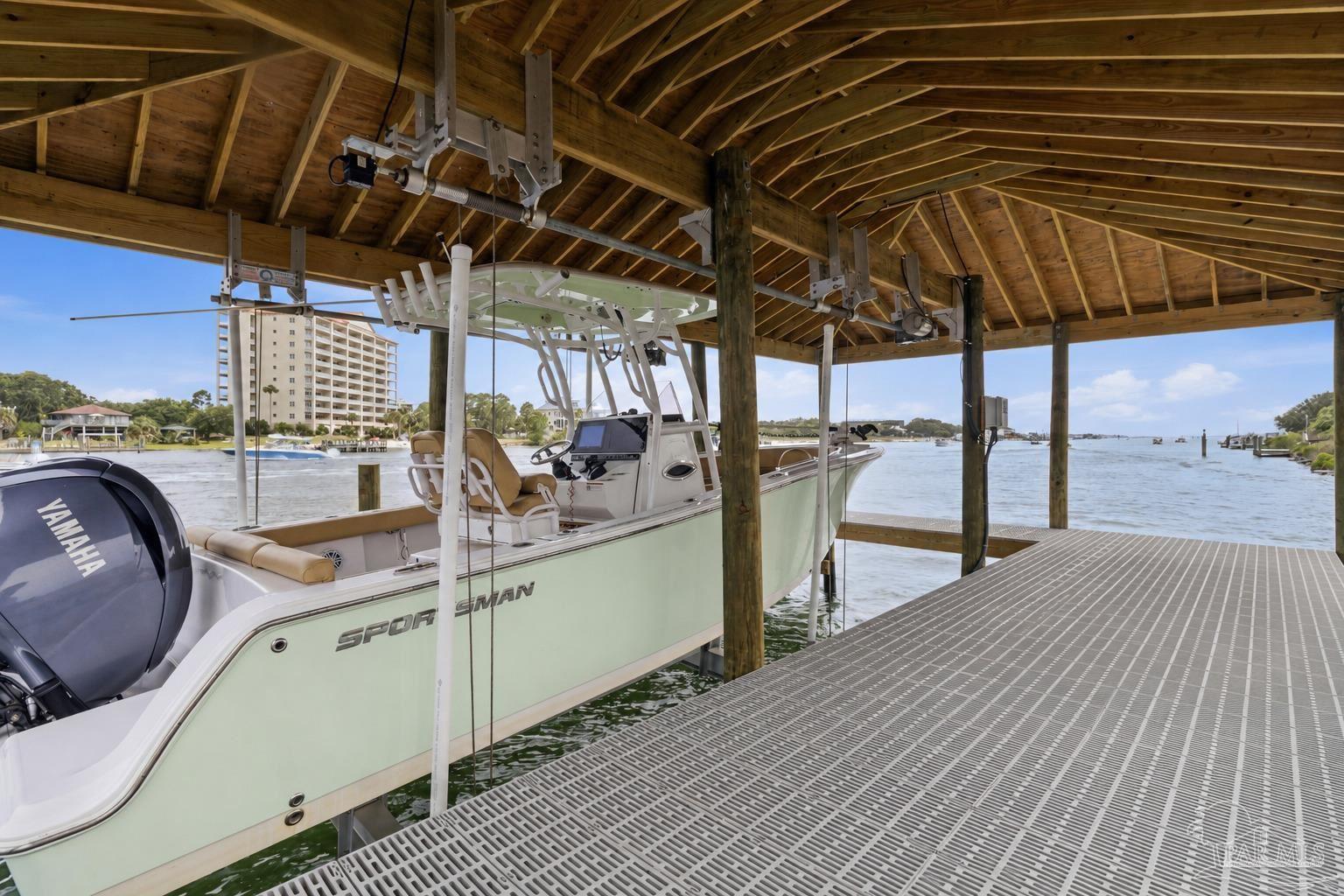 13905 Canal Dr, Pensacola, FL, 32507, USA, 3 Bedrooms Bedrooms, ,2 BathroomsBathrooms,Residential,Active,13905 Canal Dr,683320