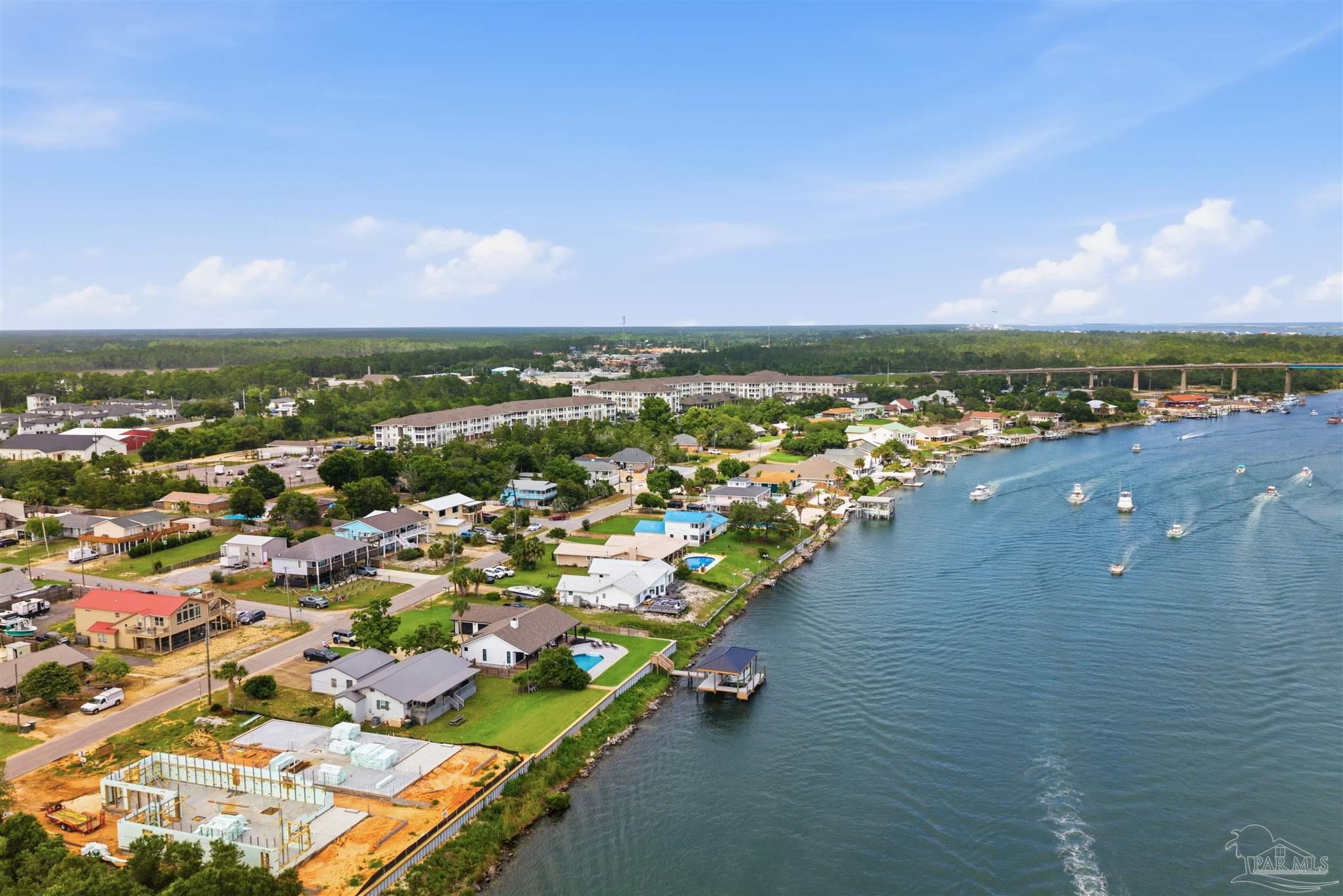 13905 Canal Dr, Pensacola, FL, 32507, USA, 3 Bedrooms Bedrooms, ,2 BathroomsBathrooms,Residential,Active,13905 Canal Dr,683320
