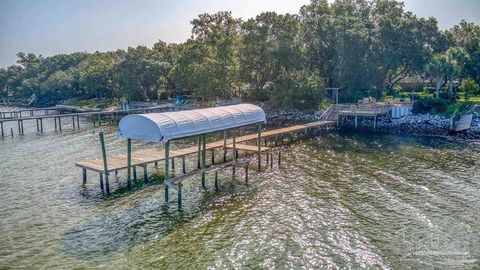 A home in Gulf Breeze