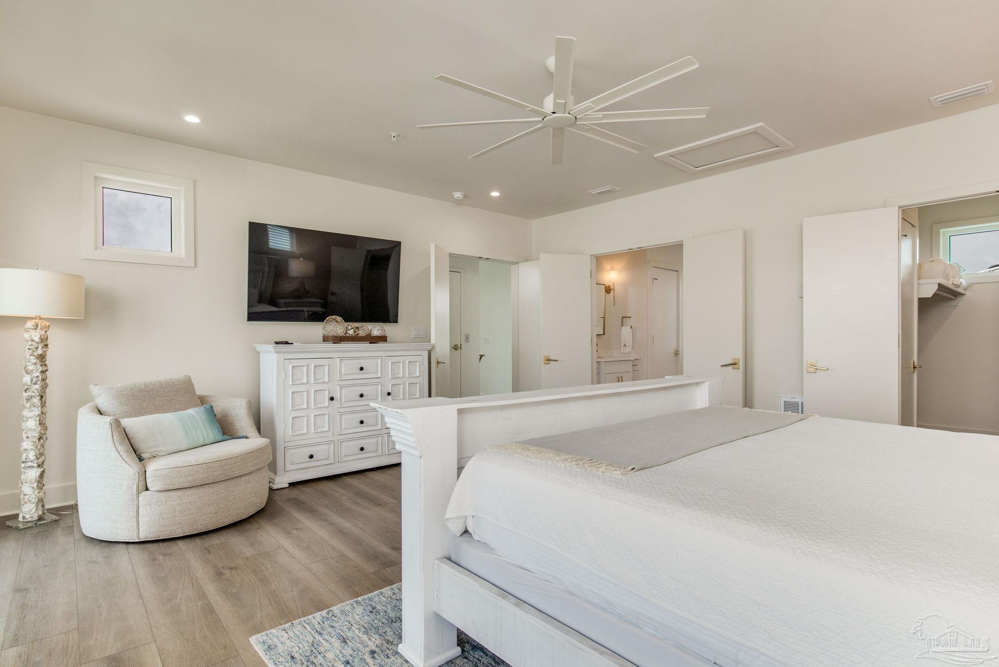 Orange Beach, Alabama, 36561, United States, 4 Bedrooms Bedrooms, ,5 BathroomsBathrooms,Residential,Active,2028201