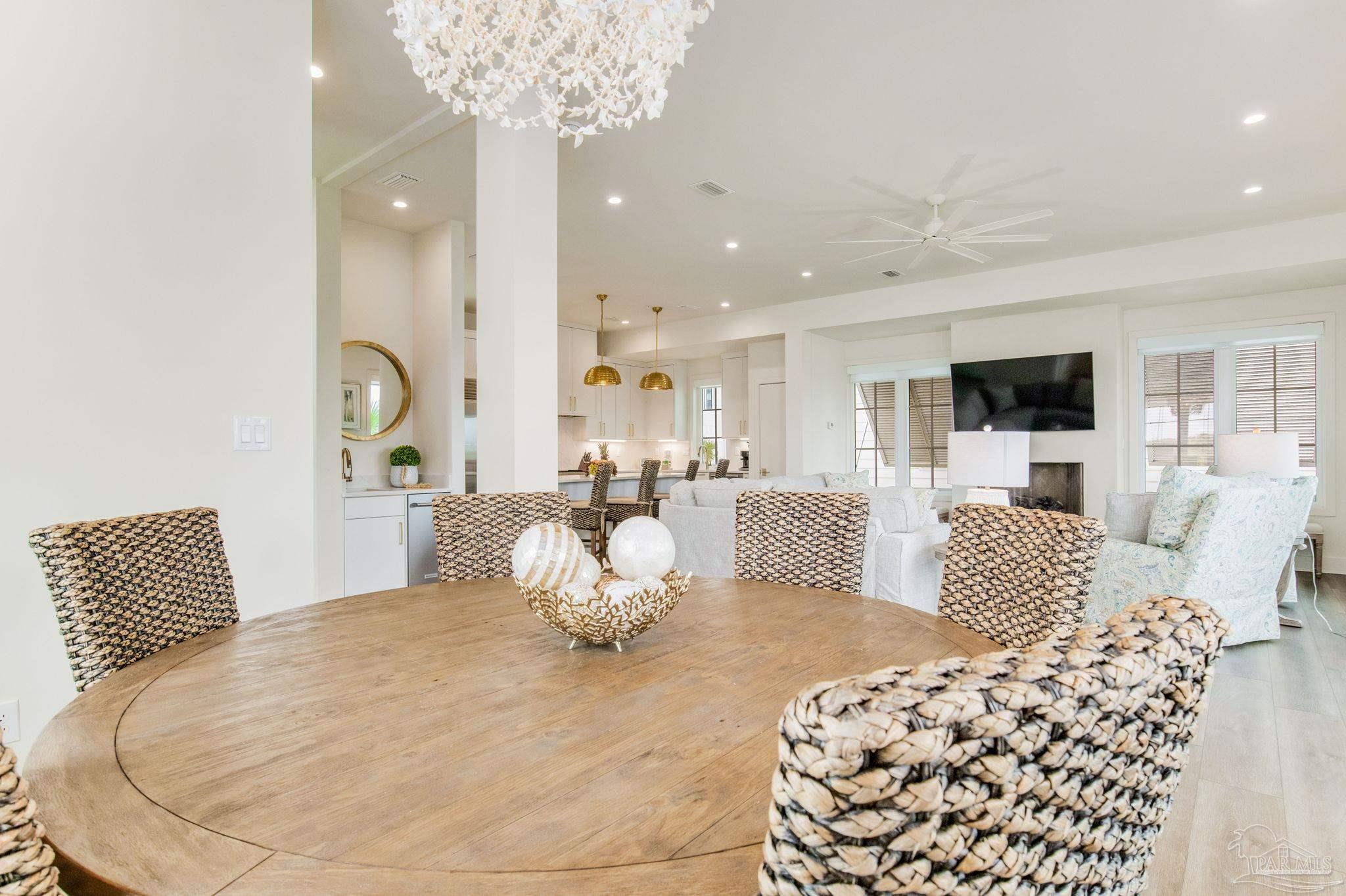 Orange Beach, Alabama, 36561, United States, 4 Bedrooms Bedrooms, ,5 BathroomsBathrooms,Residential,Active,2028201