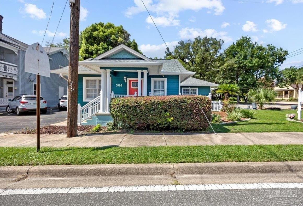 Photo 1 of 57 — 304 W Cervantes St, Pensacola, FL 32501
