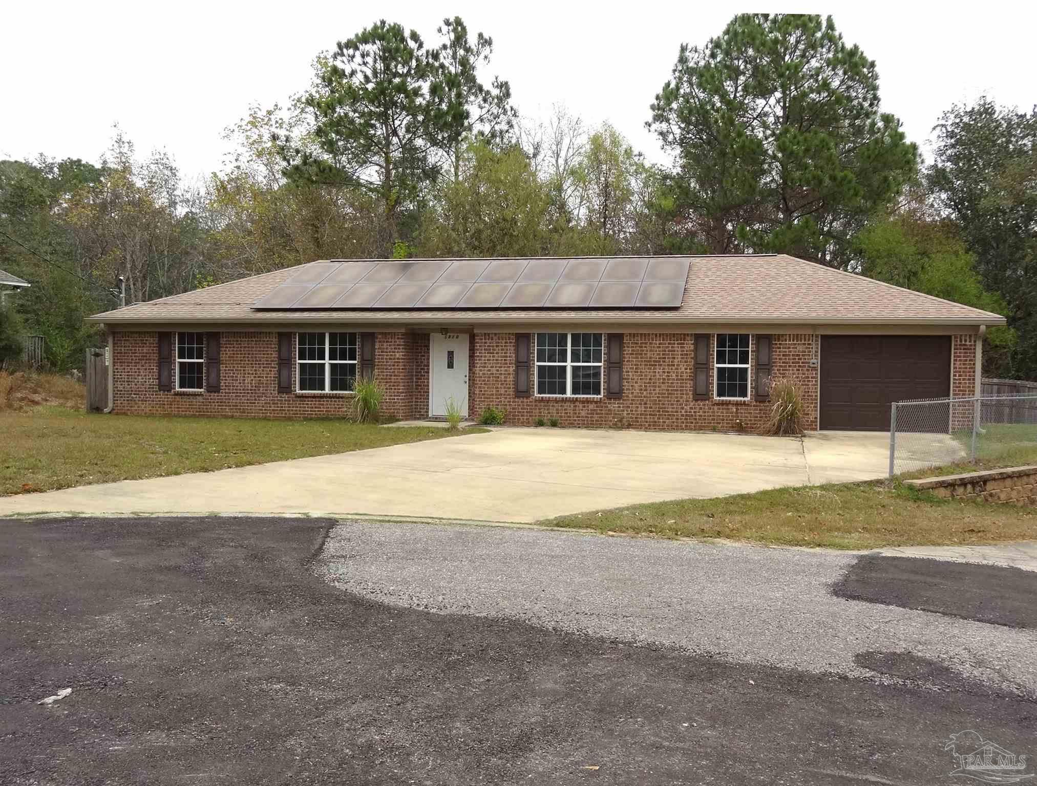Photo 1 of 24 — 1810 Winding Creek Cir, Cantonment, FL 32533