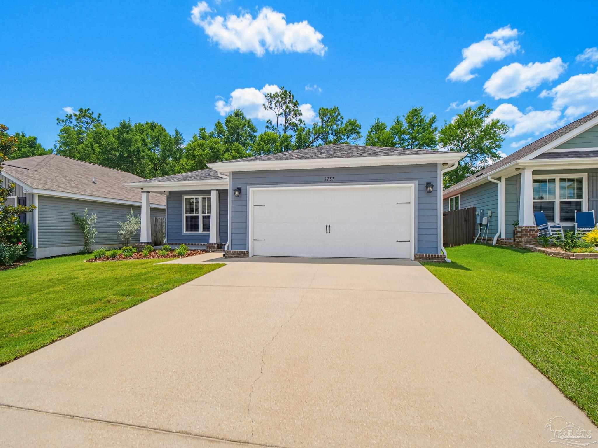 Photo 1 of 52 — 5757 Blackhorse Cir, Pensacola, FL 32526