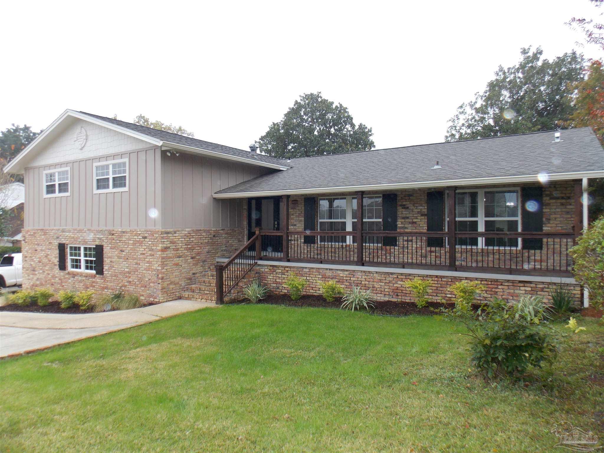 Photo 3 of 50 of 8853 Scenic Hills Dr house