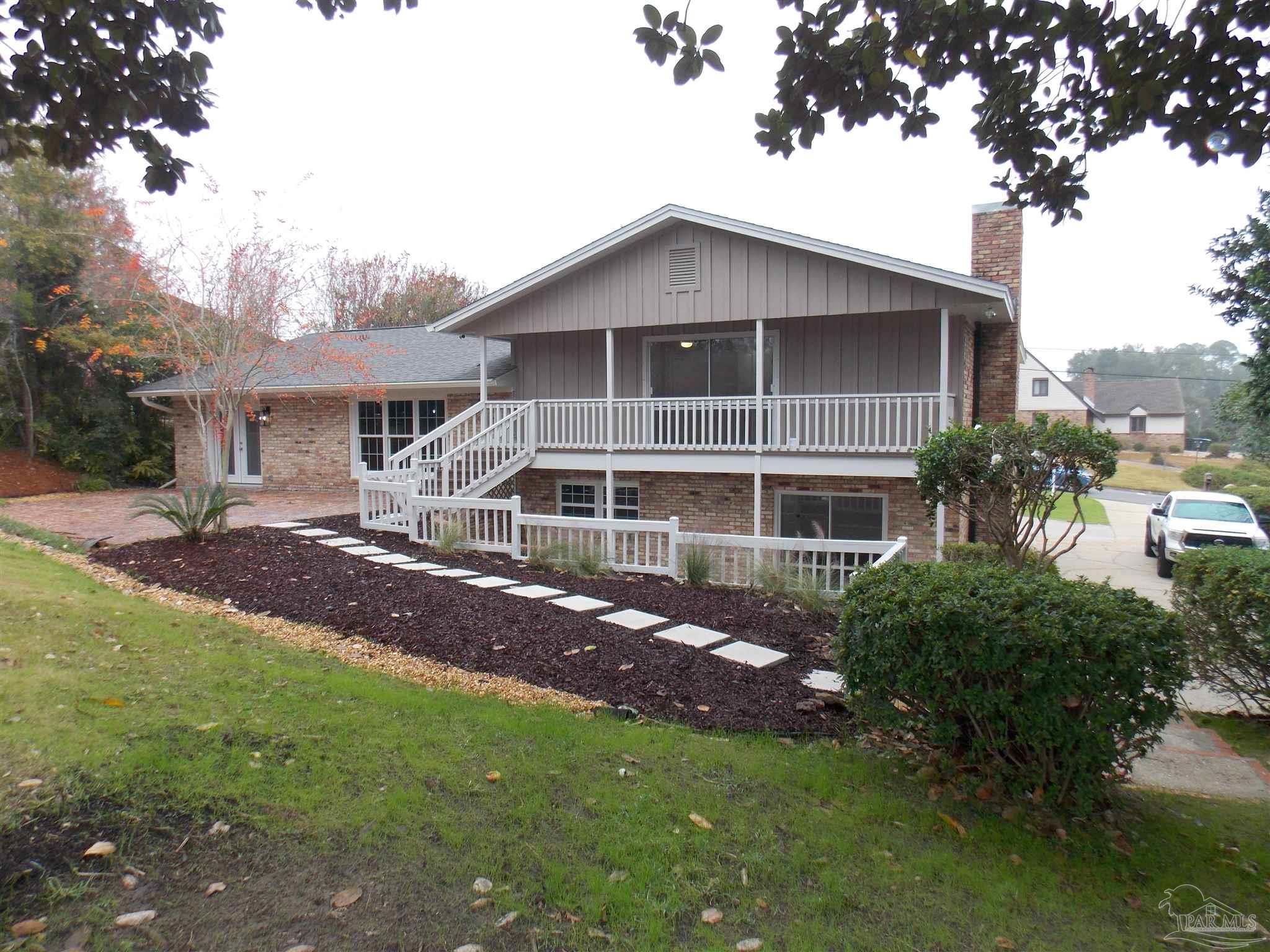 Photo 5 of 50 of 8853 Scenic Hills Dr house