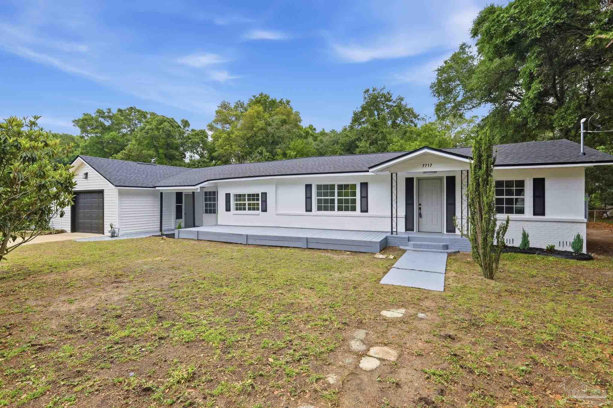 Photo 1 of 34 — 7717 Pontiac Dr, Pensacola, FL 32506