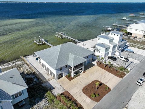 A home in Pensacola Beach