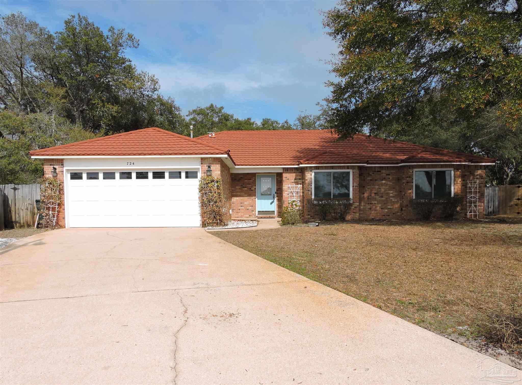Photo 1 of 25 — 724 Marlinspike Dr, Pensacola, FL 32507