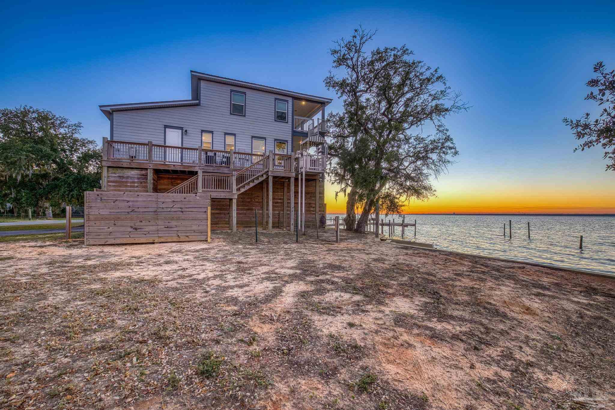 305 S Garcon Point Rd