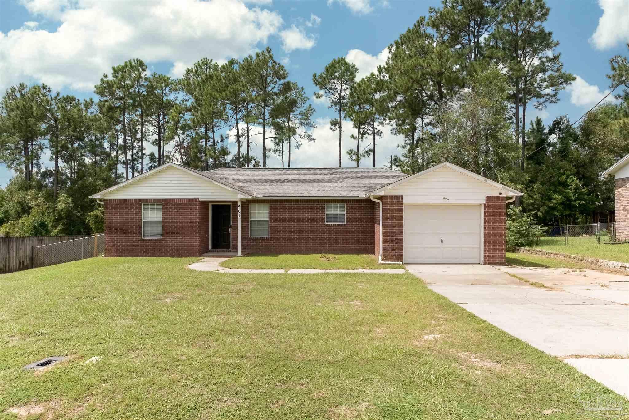Photo 1 of 20 — 901 Jacks Branch Rd, Cantonment, FL 32533