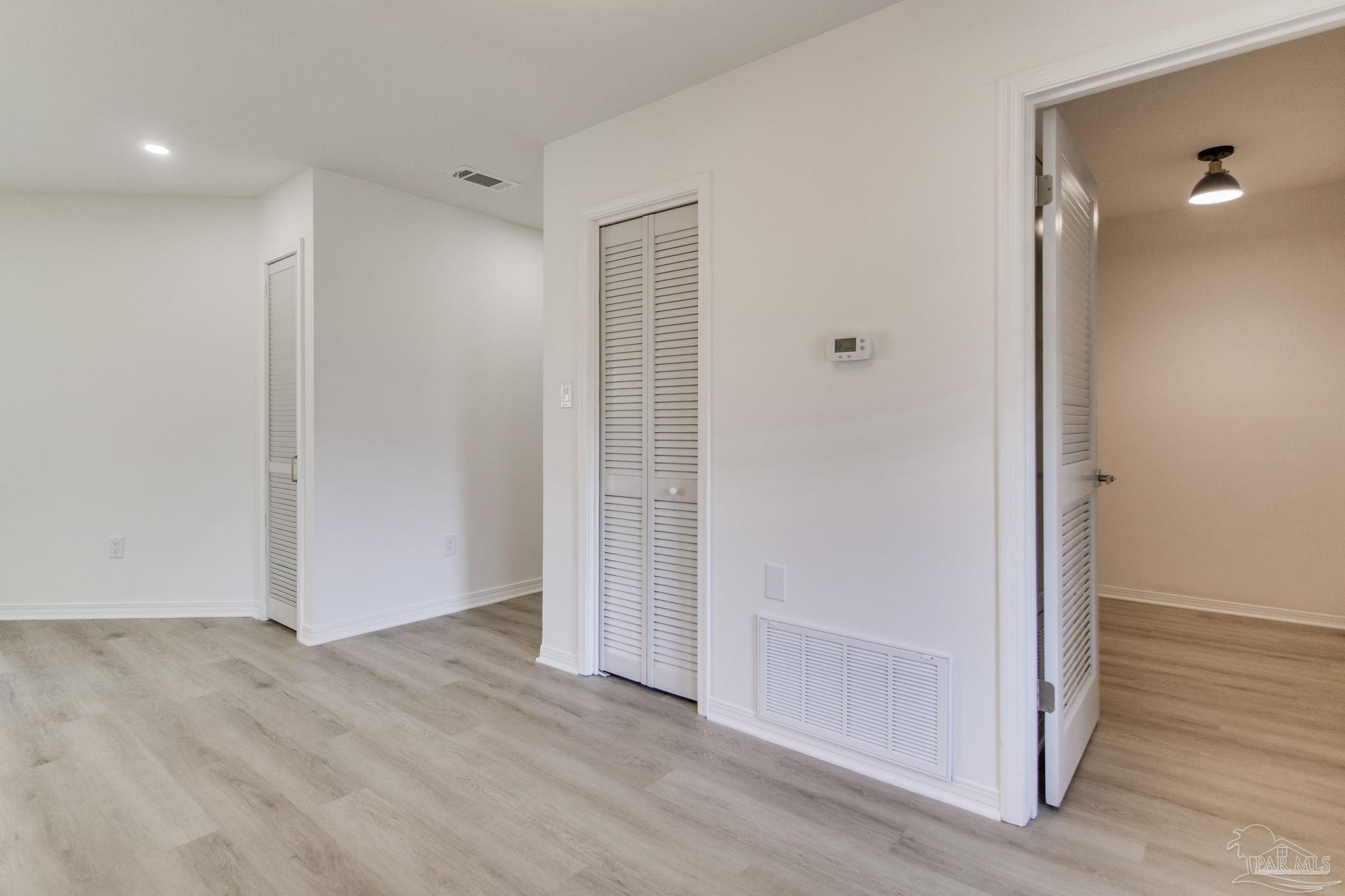 Gulf Breeze, Florida 32563, United States, 4 Bedrooms Bedrooms, ,3 BathroomsBathrooms,Residential,Active,92742