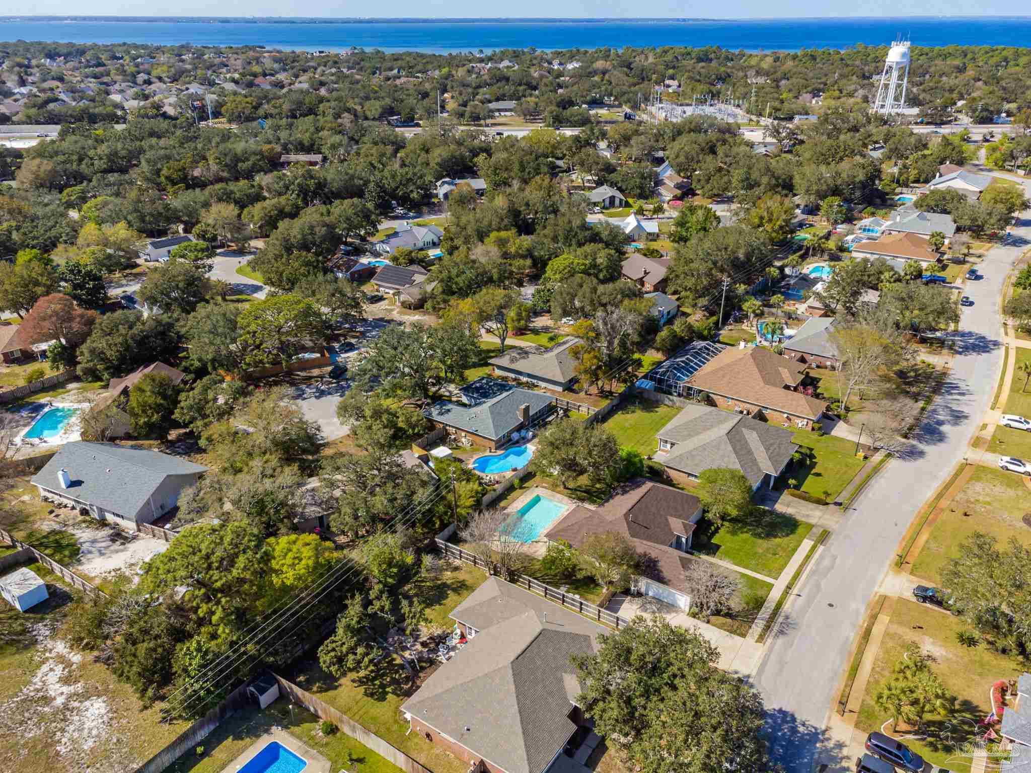 Gulf Breeze, Florida 32563, United States, 4 Bedrooms Bedrooms, ,3 BathroomsBathrooms,Residential,Active,92742