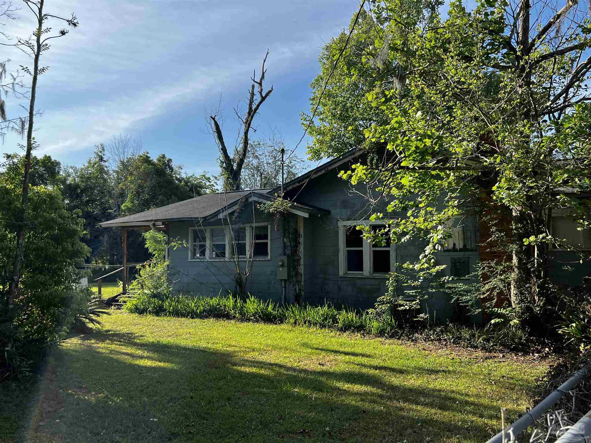 Photo 1 of 11 — 5284 Broad St, Milton, FL 32570