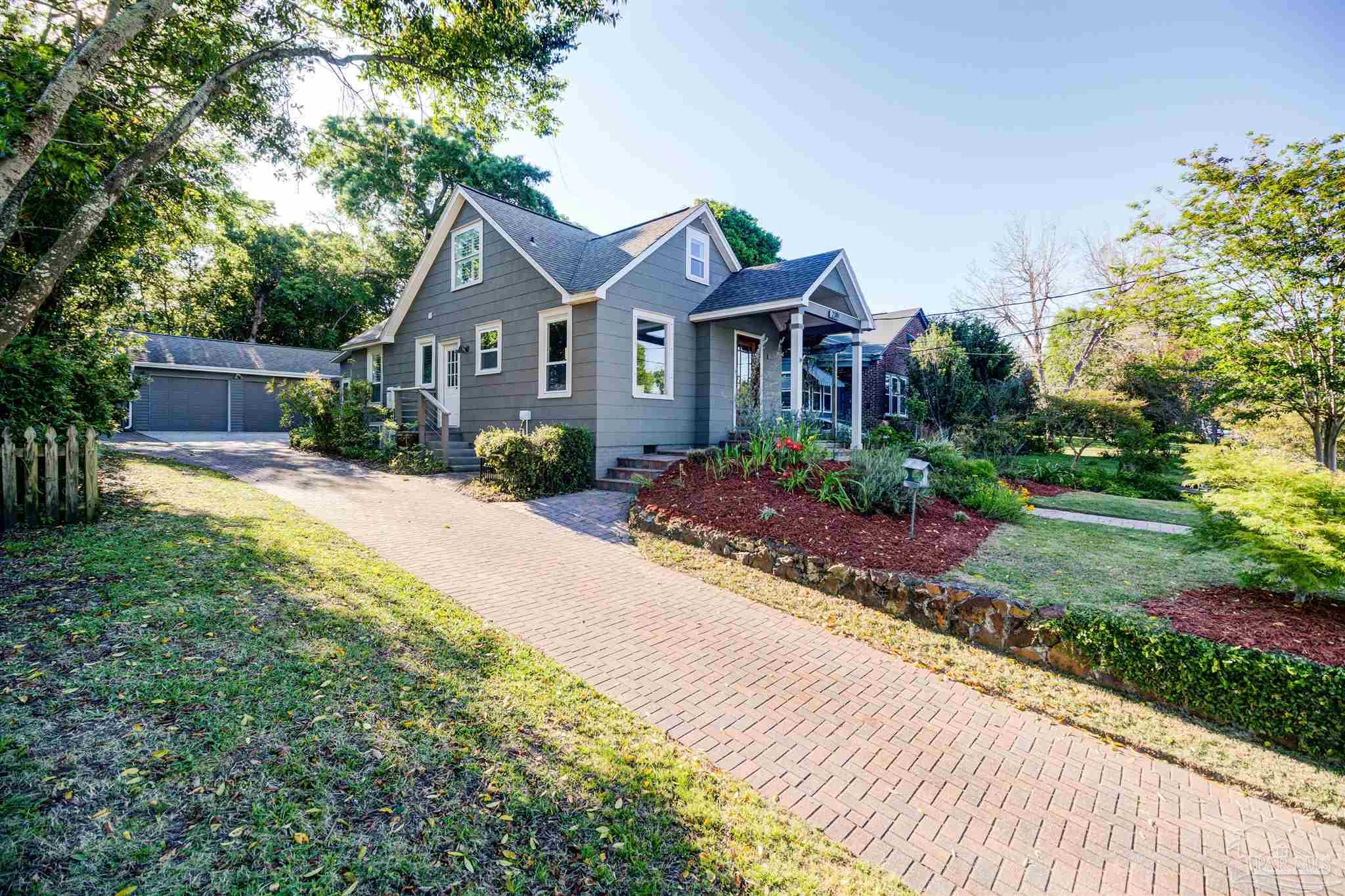 Photo 1 of 38 — 2319 Magnolia Ave, Pensacola, FL 32503