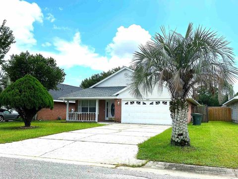 2077 Tujaques Pl Pensacola FL 32505