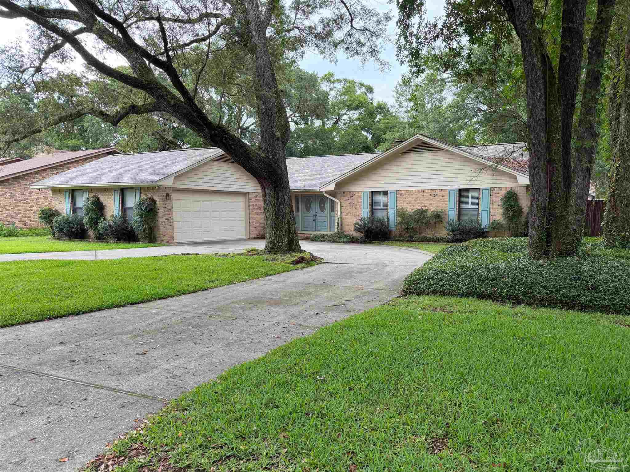 Photo 1 of 35 — 6260 Windwood Dr, Pensacola, FL 32504
