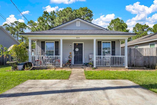 8838 MARY FLEMING DR, PENSACOLA, FL 32507 - Image d9385f0bb5d148f21388ffbfddf0cab3/672111876