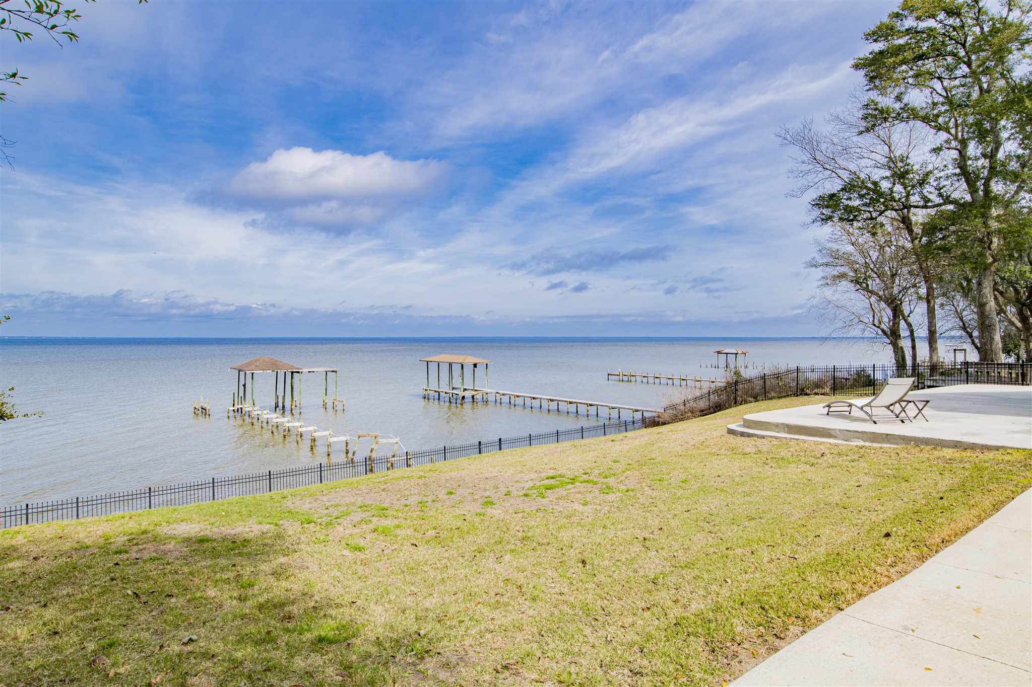 Photo 6 of 47 of 4140 Sandy Bluff Dr house